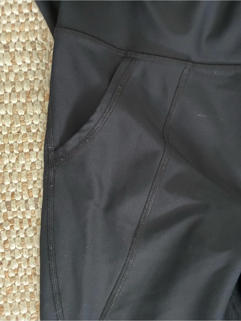 EUC Old Navy Active PowerSoft Leggings Girls XL (14-16) Black High Rise Athletic